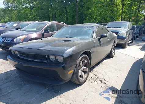 2013 Dodge Challenger Sxt z USA, uszkodzony, nr VIN 2C3CDYAG7DH676141
